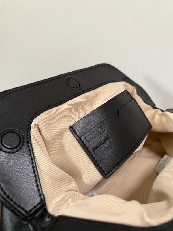All categories Official website "Brand Women's Bags" Women's Bags 💙 Loewe 2026 new LOEWE armpit bag
