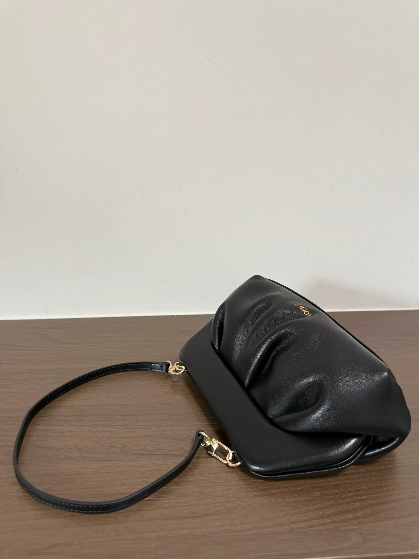 All categories Official website "Brand Women's Bags" Women's Bags 💙 Loewe 2026 new LOEWE armpit bag