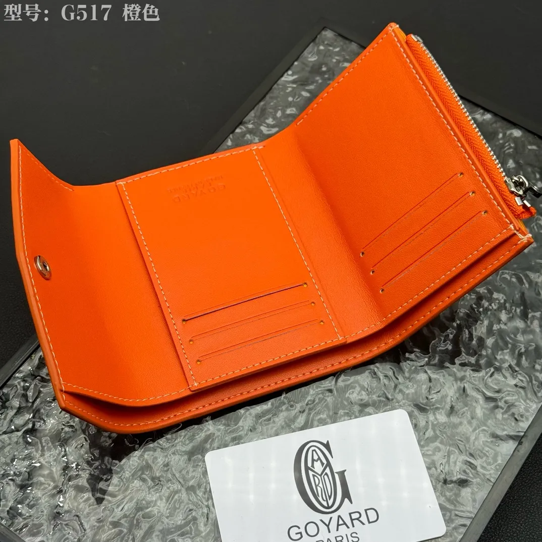 💰120 💎Top Original 𝑮𝑶𝒀𝑨𝑹𝑫 𝑽𝒊𝒄𝒕𝒐𝒊𝒓𝒆 The wallet has a small and compact design that can store cards, banknotes and documents. It's sized to fit in a bag or in a jacket or pants pocket. The Insert Victoire Card Holder can be placed inside the Victoire Wallet to store even more cards. Style number: G517 Size: 12*9*3