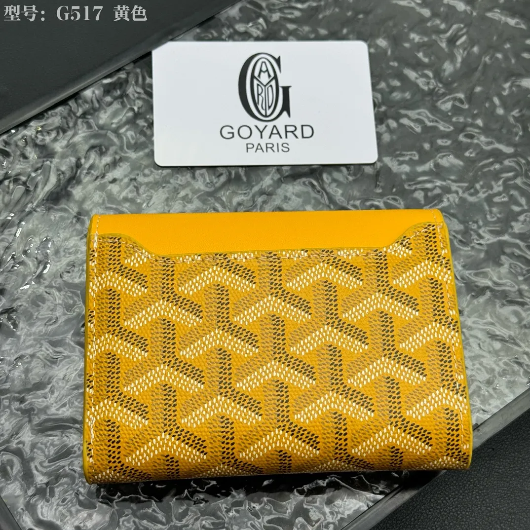 💰120 💎Top Original 𝑮𝑶𝒀𝑨𝑹𝑫 𝑽𝒊𝒄𝒕𝒐𝒊𝒓𝒆 The wallet has a small and compact design that can store cards, banknotes and documents. It's sized to fit in a bag or in a jacket or pants pocket. The Insert Victoire Card Holder can be placed inside the Victoire Wallet to store even more cards. Style number: G517 Size: 12*9*3