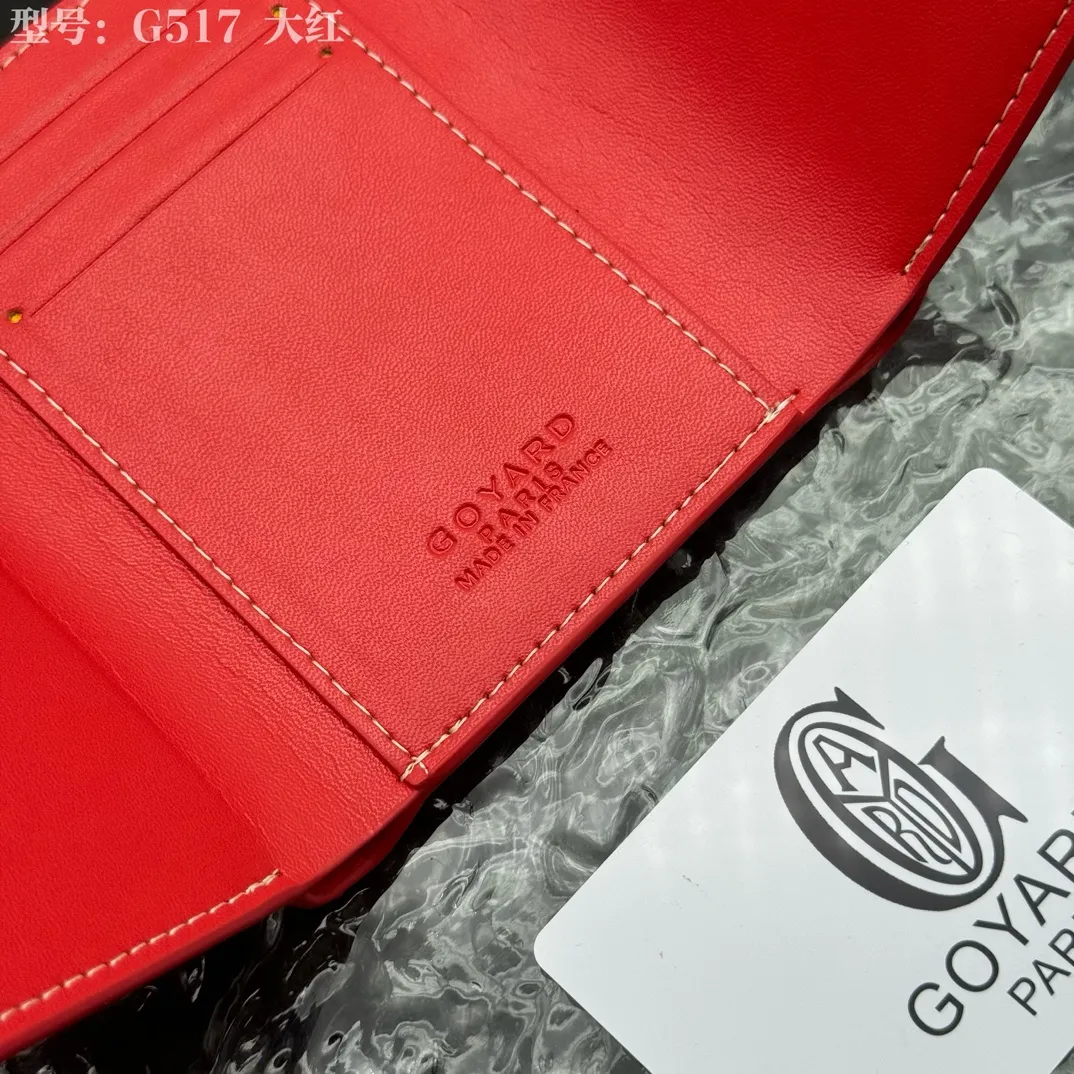 💰120 💎Top Original 𝑮𝑶𝒀𝑨𝑹𝑫 𝑽𝒊𝒄𝒕𝒐𝒊𝒓𝒆 The wallet has a small and compact design that can store cards, banknotes and documents. It's sized to fit in a bag or in a jacket or pants pocket. The Insert Victoire Card Holder can be placed inside the Victoire Wallet to store even more cards. Style number: G517 Size: 12*9*3