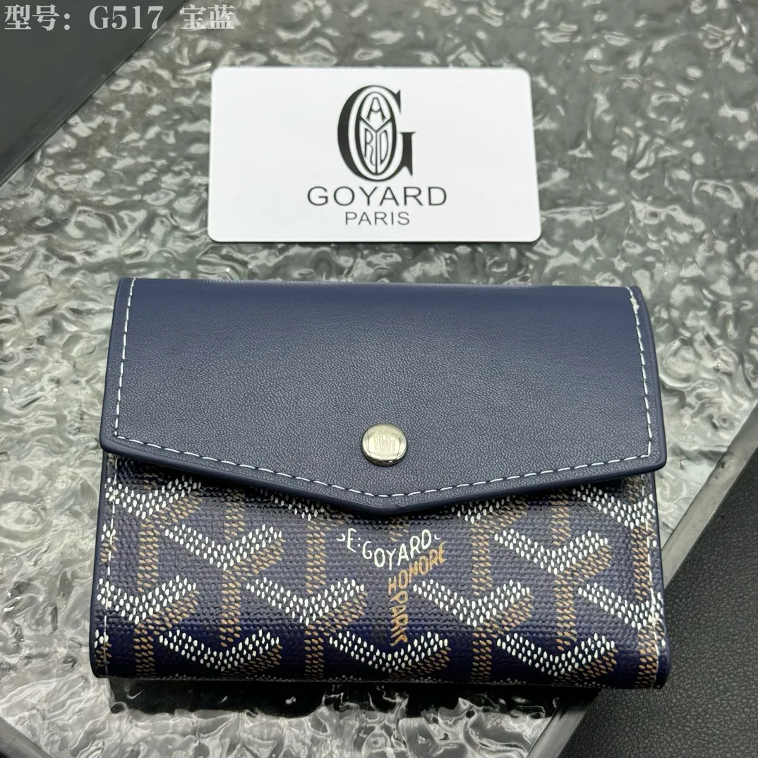 💰120 💎Top Original 𝑮𝑶𝒀𝑨𝑹𝑫 𝑽𝒊𝒄𝒕𝒐𝒊𝒓𝒆 The wallet has a small and compact design that can store cards, banknotes and documents. It's sized to fit in a bag or in a jacket or pants pocket. The Insert Victoire Card Holder can be placed inside the Victoire Wallet to store even more cards. Style number: G517 Size: 12*9*3