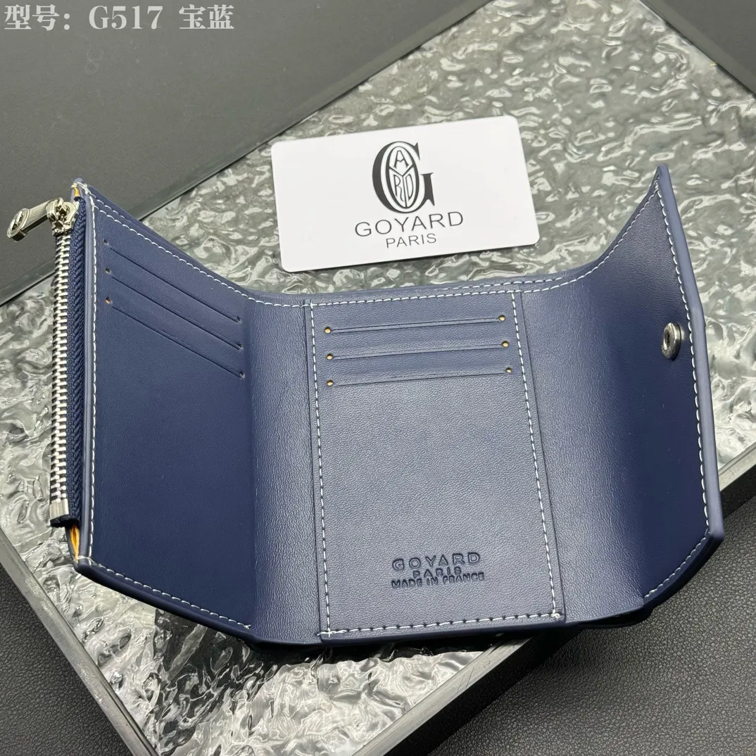 💰120 💎Top Original 𝑮𝑶𝒀𝑨𝑹𝑫 𝑽𝒊𝒄𝒕𝒐𝒊𝒓𝒆 The wallet has a small and compact design that can store cards, banknotes and documents. It's sized to fit in a bag or in a jacket or pants pocket. The Insert Victoire Card Holder can be placed inside the Victoire Wallet to store even more cards. Style number: G517 Size: 12*9*3