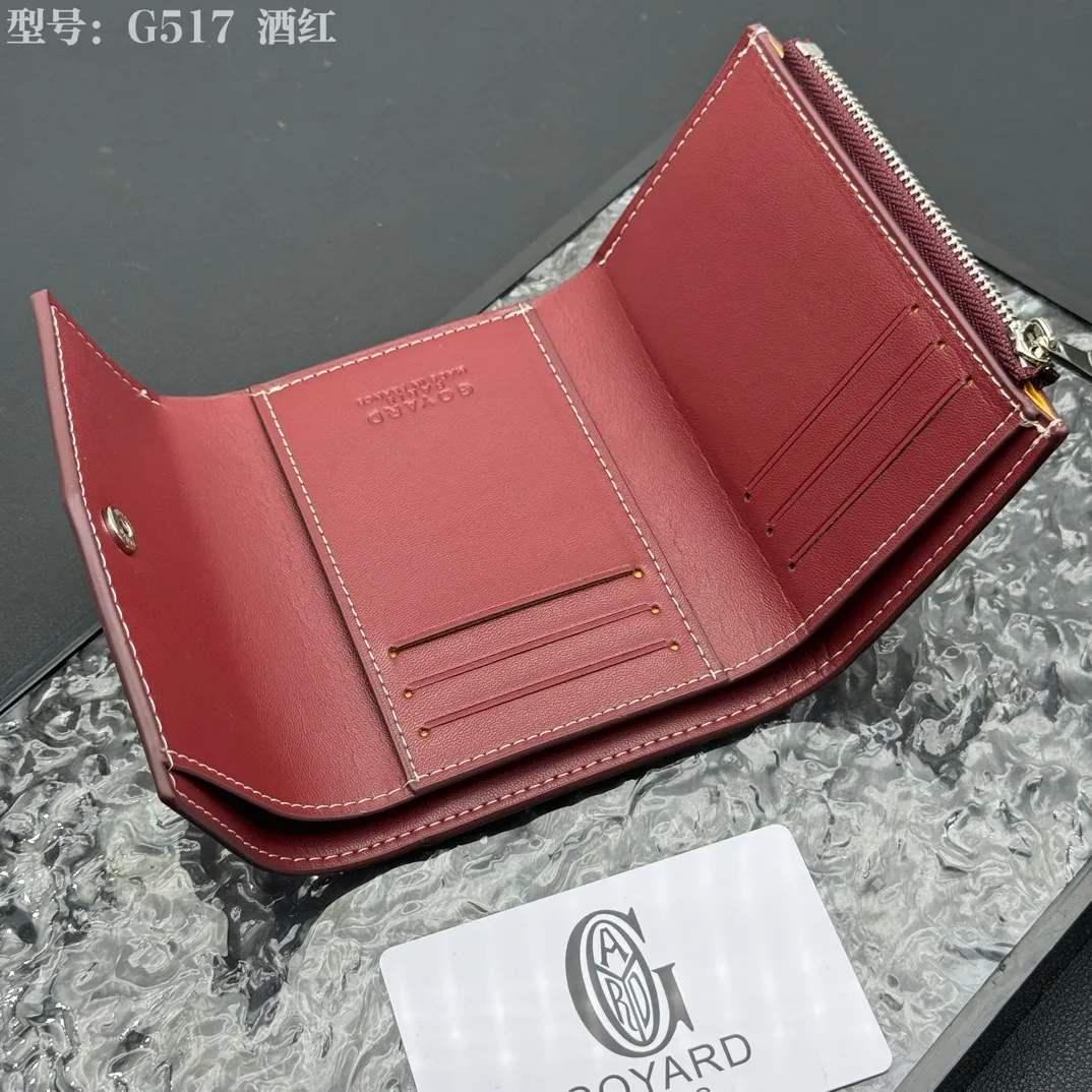 💰120 💎Top Original 𝑮𝑶𝒀𝑨𝑹𝑫 𝑽𝒊𝒄𝒕𝒐𝒊𝒓𝒆 The wallet has a small and compact design that can store cards, banknotes and documents. It's sized to fit in a bag or in a jacket or pants pocket. The Insert Victoire Card Holder can be placed inside the Victoire Wallet to store even more cards. Style number: G517 Size: 12*9*3