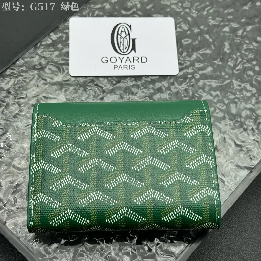 💰120 💎Top Original 𝑮𝑶𝒀𝑨𝑹𝑫 𝑽𝒊𝒄𝒕𝒐𝒊𝒓𝒆 The wallet has a small and compact design that can store cards, banknotes and documents. It's sized to fit in a bag or in a jacket or pants pocket. The Insert Victoire Card Holder can be placed inside the Victoire Wallet to store even more cards. Style number: G517 Size: 12*9*3
