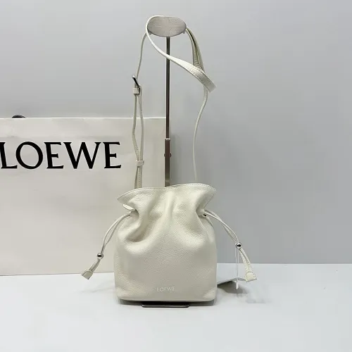 All categories Official website "Brand Women's Bags" Women's Bags 💙 Loewe 2026 new LOEWE crossbody bag