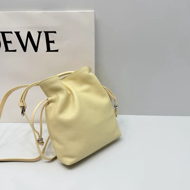 All categories Official website "Brand Women's Bags" Women's Bags 💙 Loewe 2026 new LOEWE crossbody bag