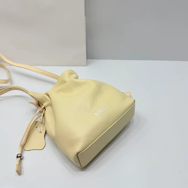 All categories Official website "Brand Women's Bags" Women's Bags 💙 Loewe 2026 new LOEWE crossbody bag