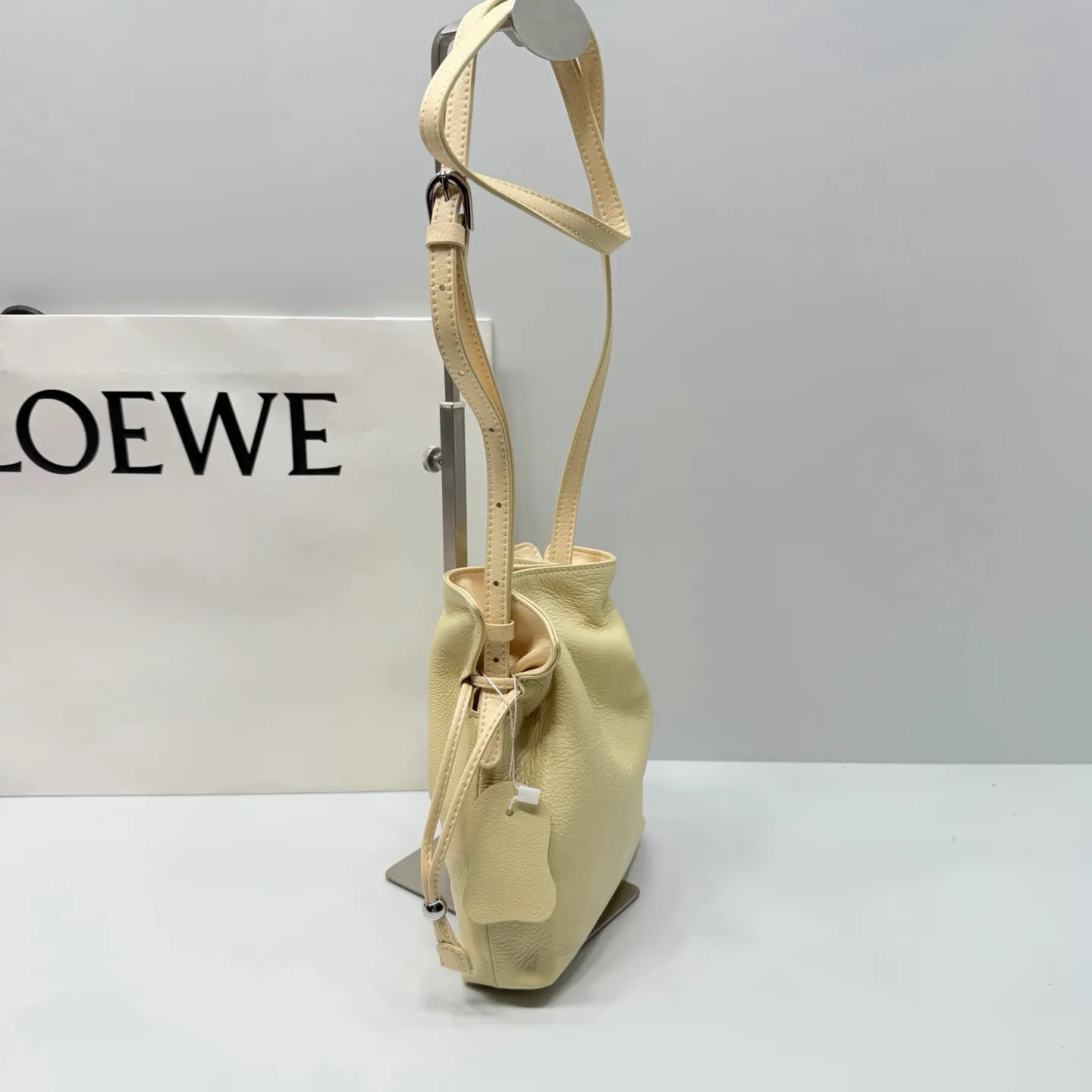 All categories Official website "Brand Women's Bags" Women's Bags 💙 Loewe 2026 new LOEWE crossbody bag