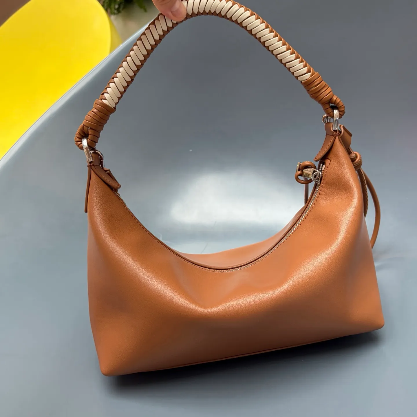 All categories Official website "Brand Women's Bags" Women's Bags 💙 Loewe 2026 new LOEWE armpit shoulder bag