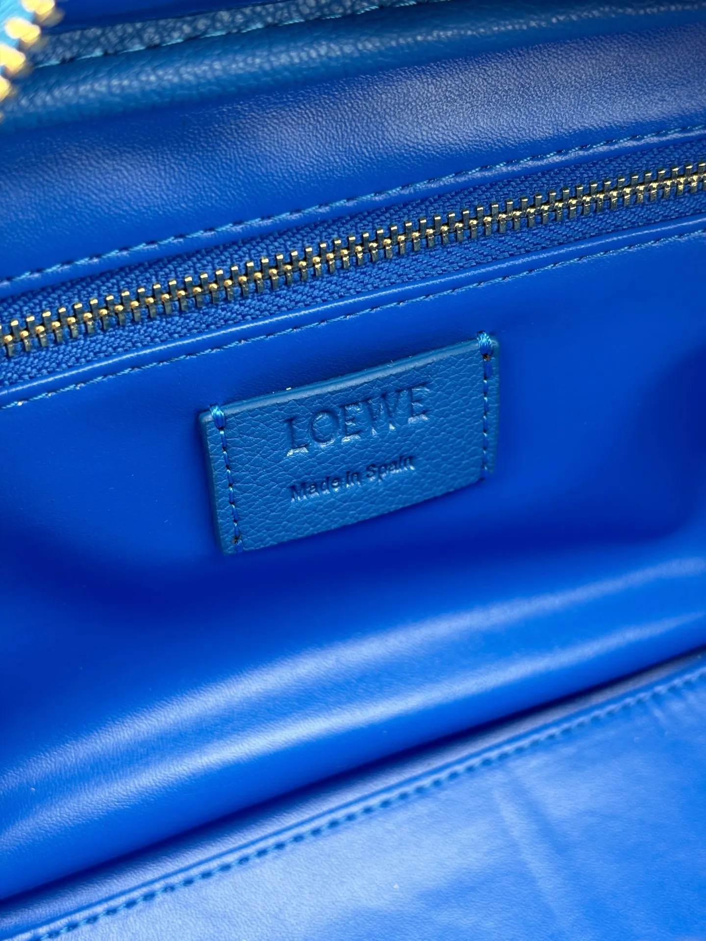 All categories Official website "Brand Women's Bags" Women's Bags 💙 Loewe 2026 new LOEWE crossbody bag