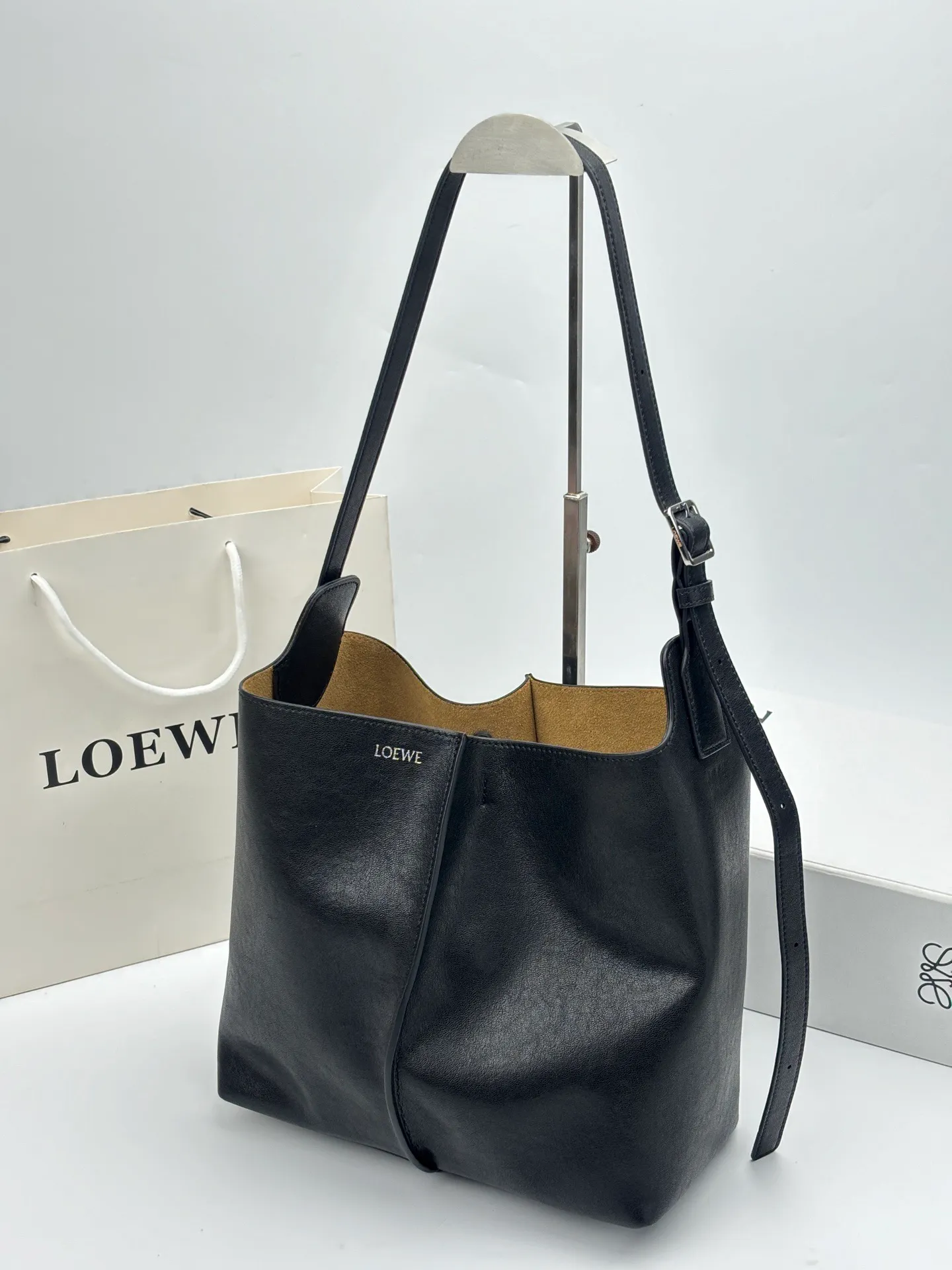 All Categories Official Website "Brand Women's Bags" Women's Bags 💙 Loewe 2026 New LOEWE Bucket Bag