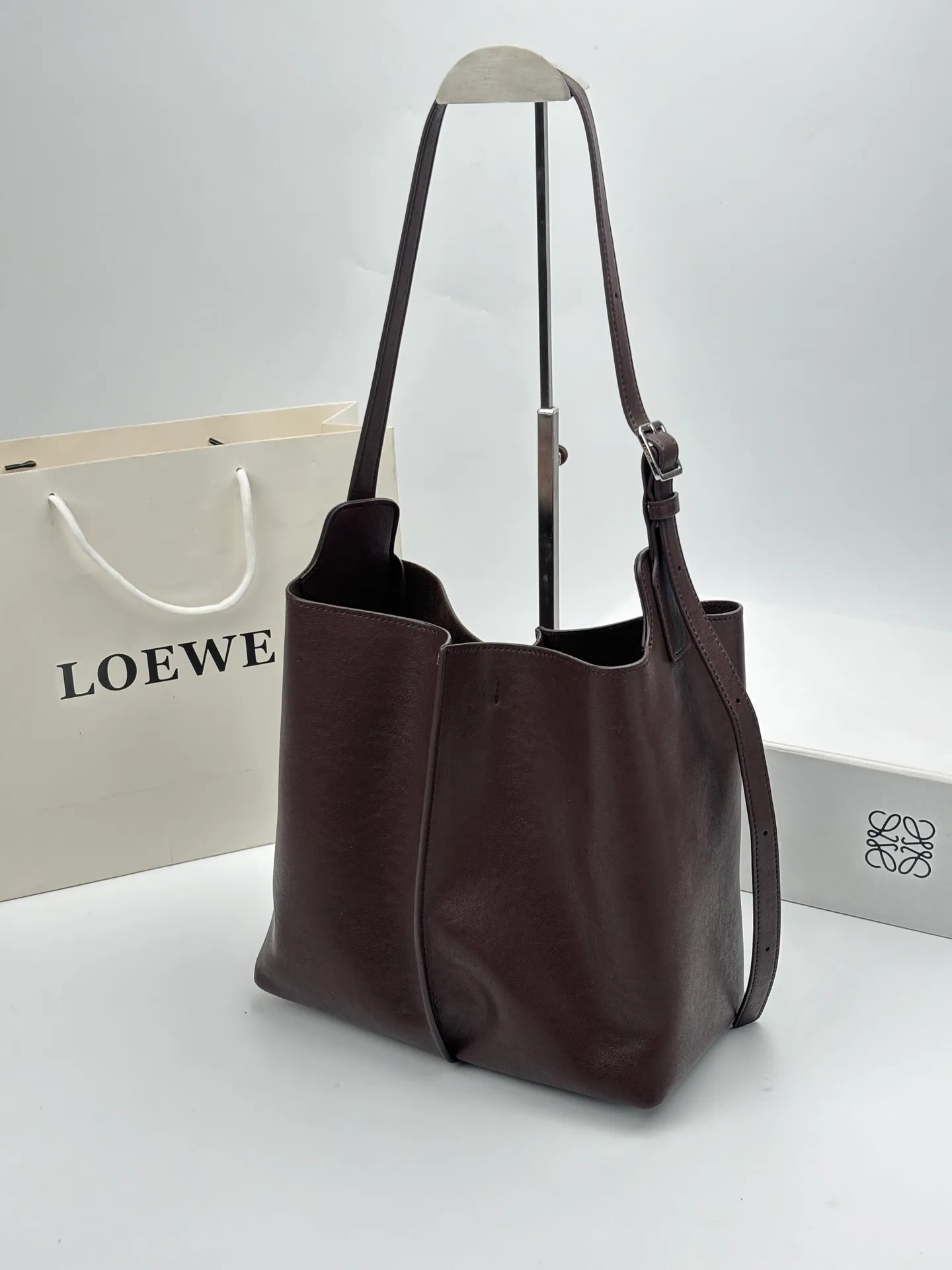 All Categories Official Website "Brand Women's Bags" Women's Bags 💙 Loewe 2026 New LOEWE Bucket Bag