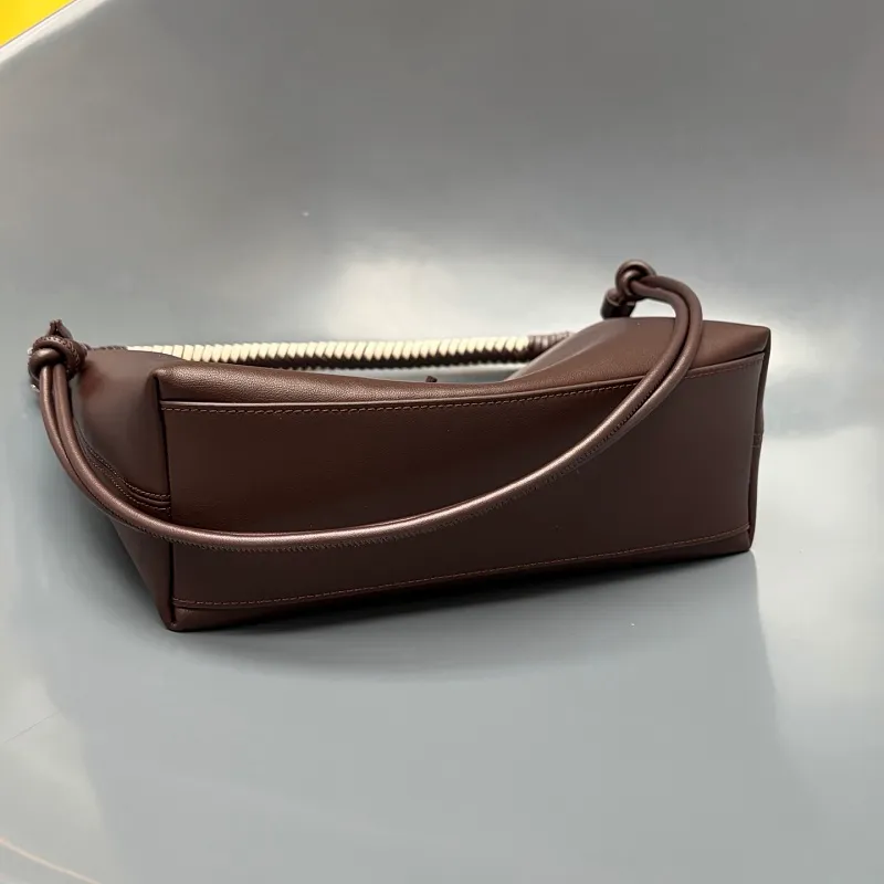 All categories Official website "Brand Women's Bags" Women's Bags 💙 Loewe 2026 new LOEWE armpit shoulder bag