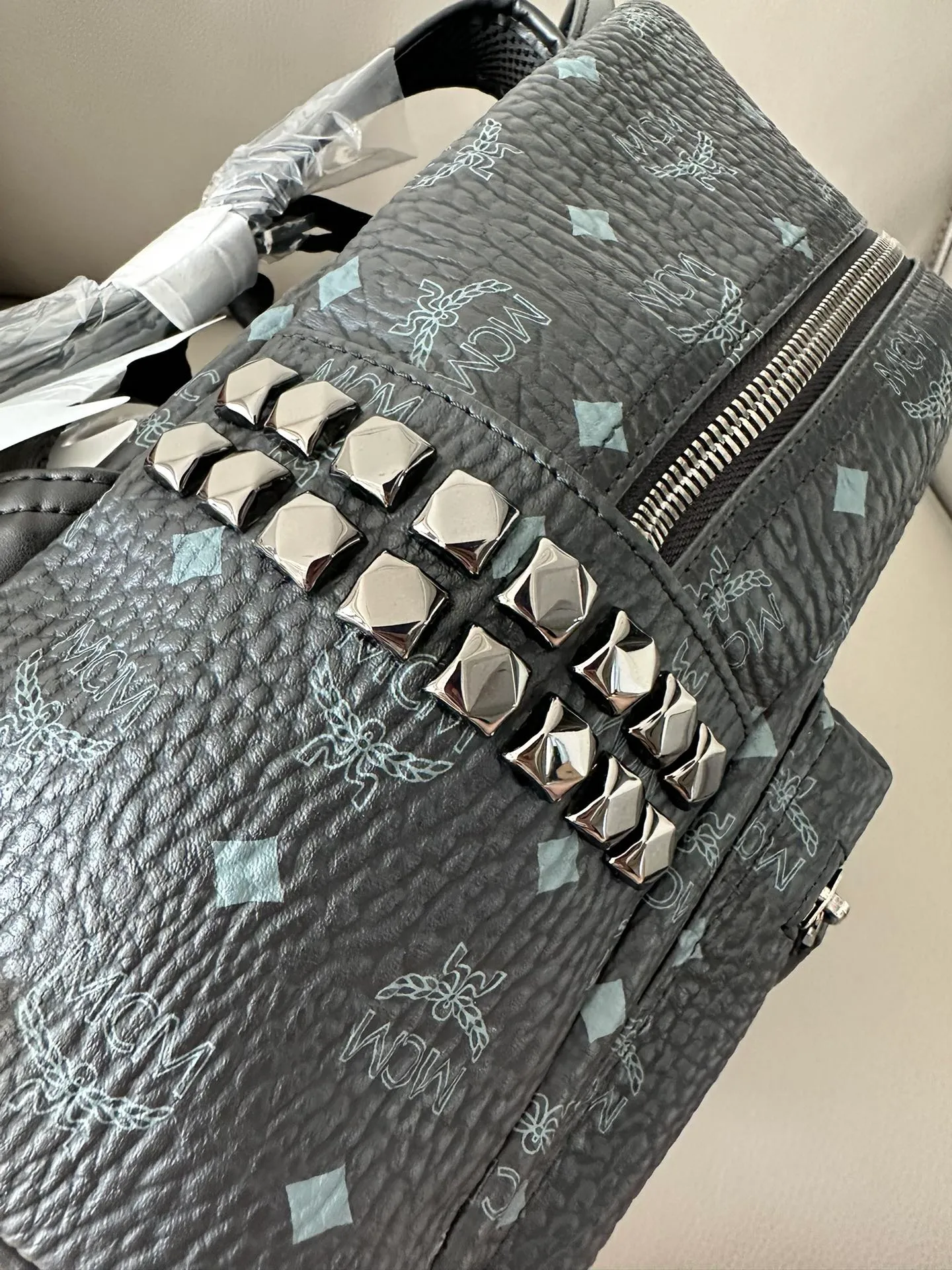 All Categories MCM Women’s Bags and Wallets MCM 65005