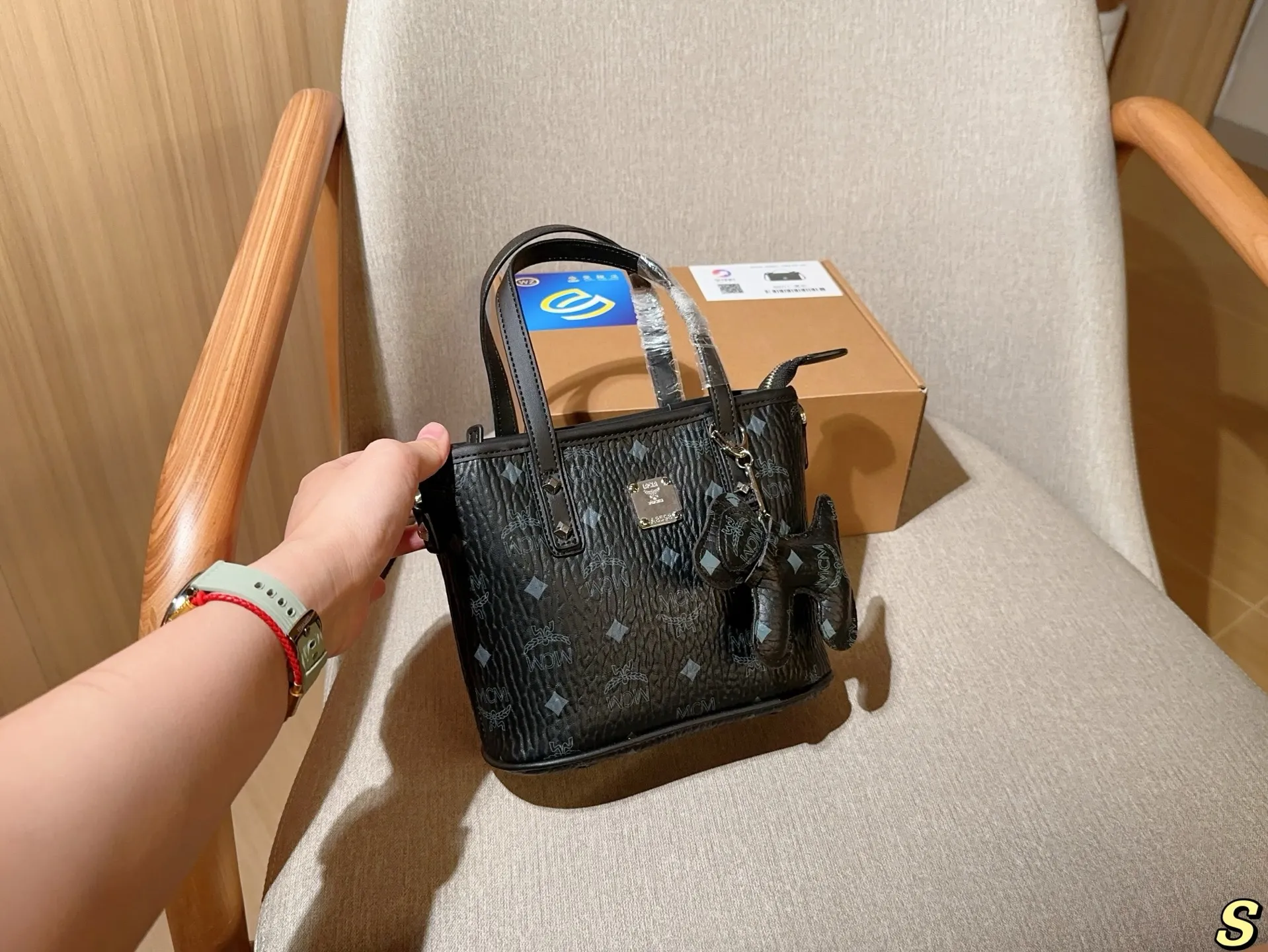 All Categories MCM Women’s Bags and Wallets MCM 88018