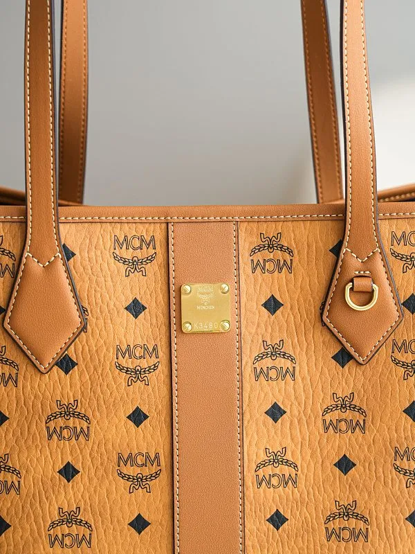 All Categories MCM Women’s Bags and Wallets MCM H087