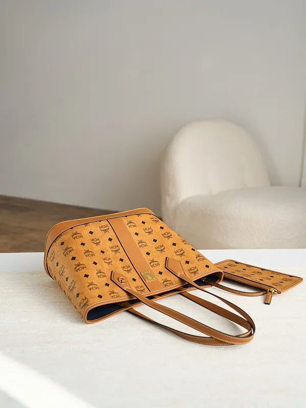 All Categories MCM Women’s Bags and Wallets MCM H087
