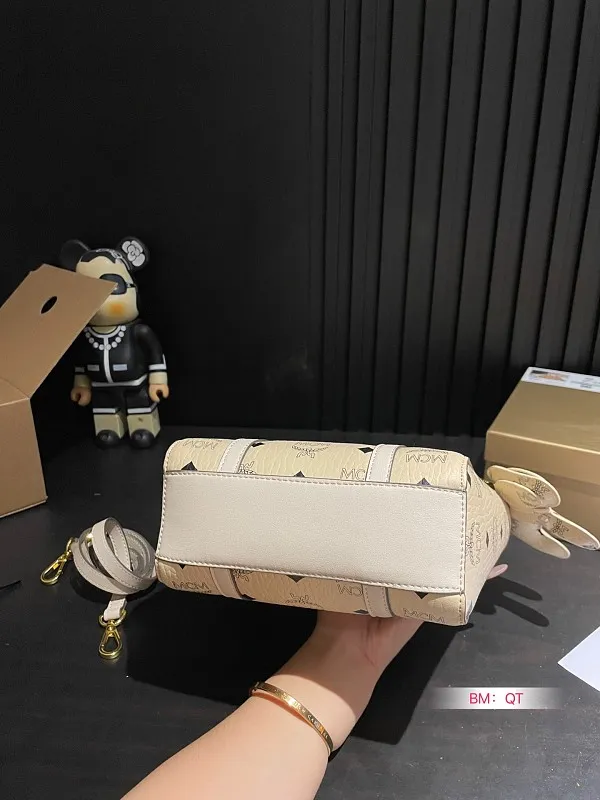 All Categories MCM Women’s Bags and Wallets MCM M88077