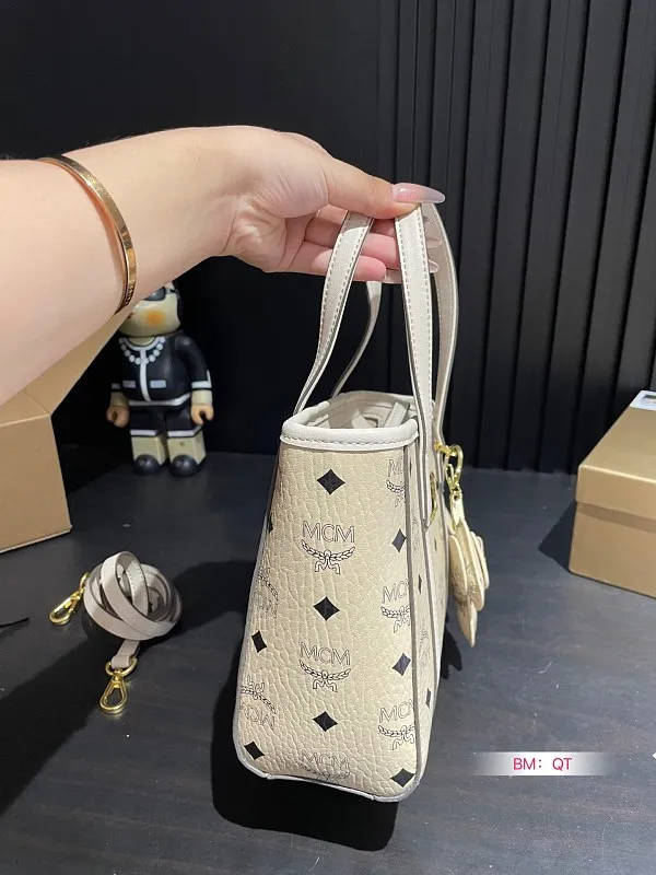 All Categories MCM Women’s Bags and Wallets MCM M88077