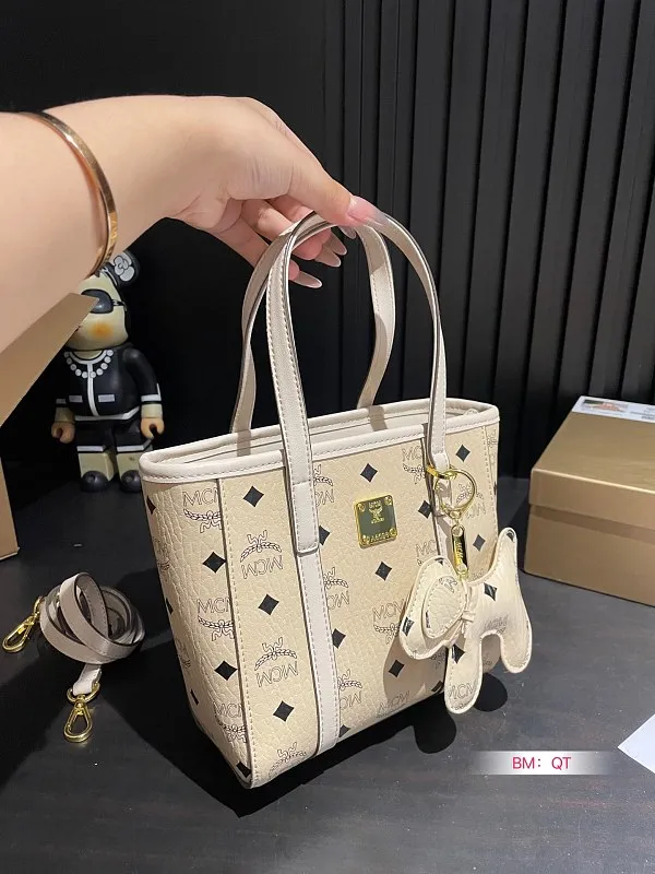 All Categories MCM Women’s Bags and Wallets MCM M88077