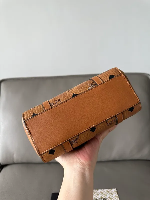 All Categories MCM Women’s Bags and Wallets MCM 65001
