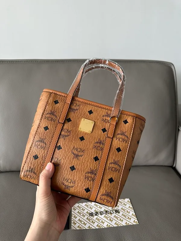 All Categories MCM Women’s Bags and Wallets MCM 65001