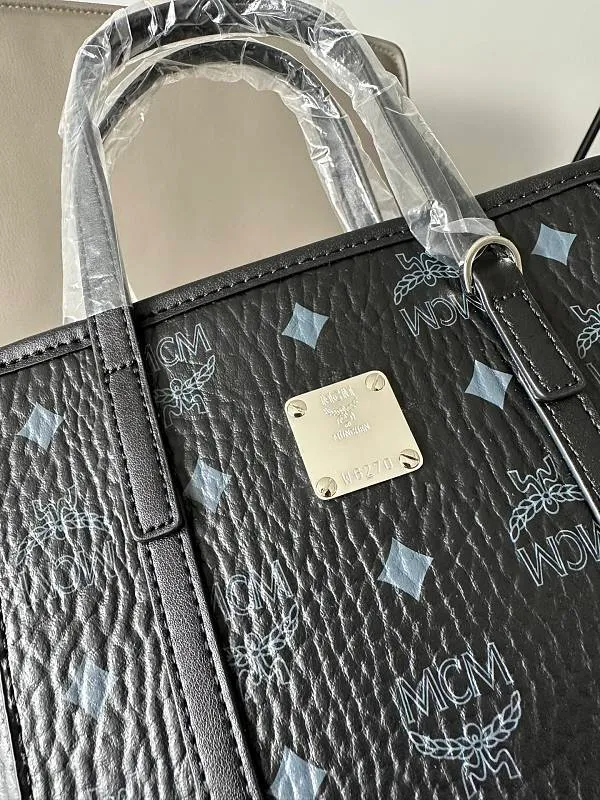 All Categories MCM Women’s Bags and Wallets MCM 65001