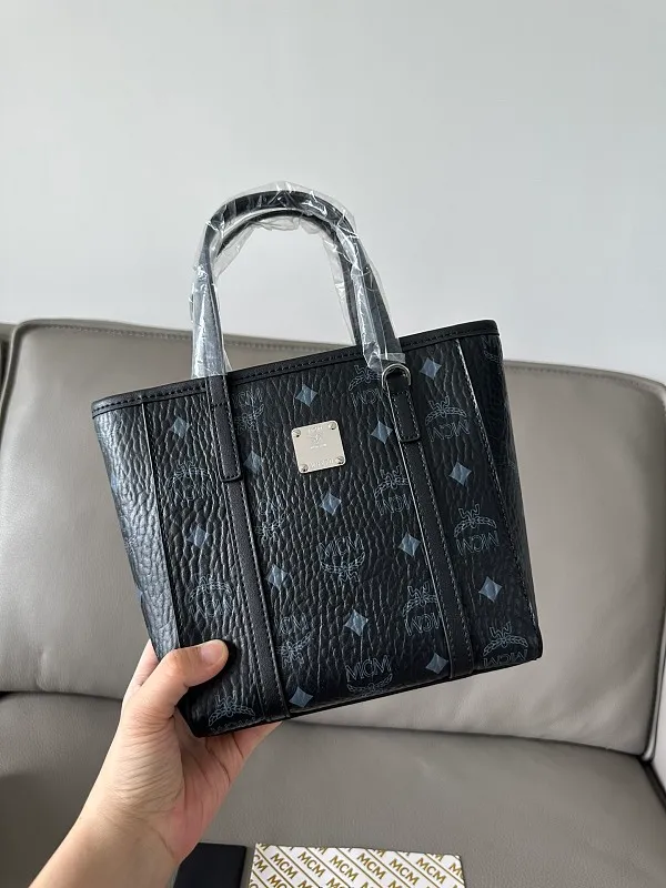 All Categories MCM Women’s Bags and Wallets MCM 65001