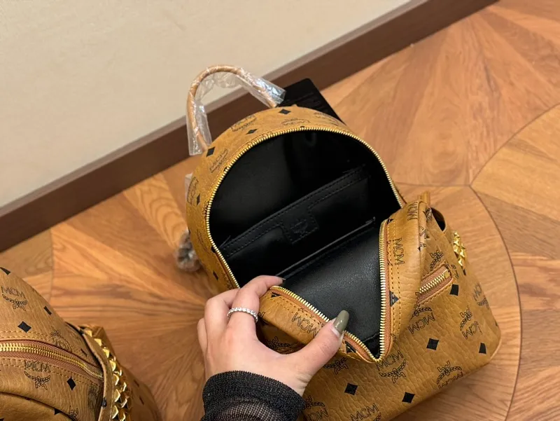 All Categories MCM Women’s Bags and Wallets MCM 2127