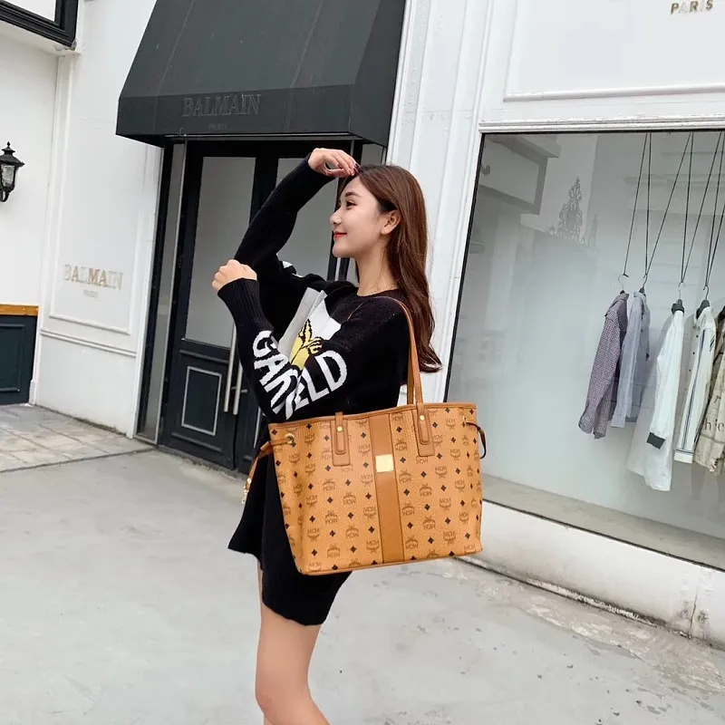 All Categories MCM Women’s Bags and Wallets MCM 65007