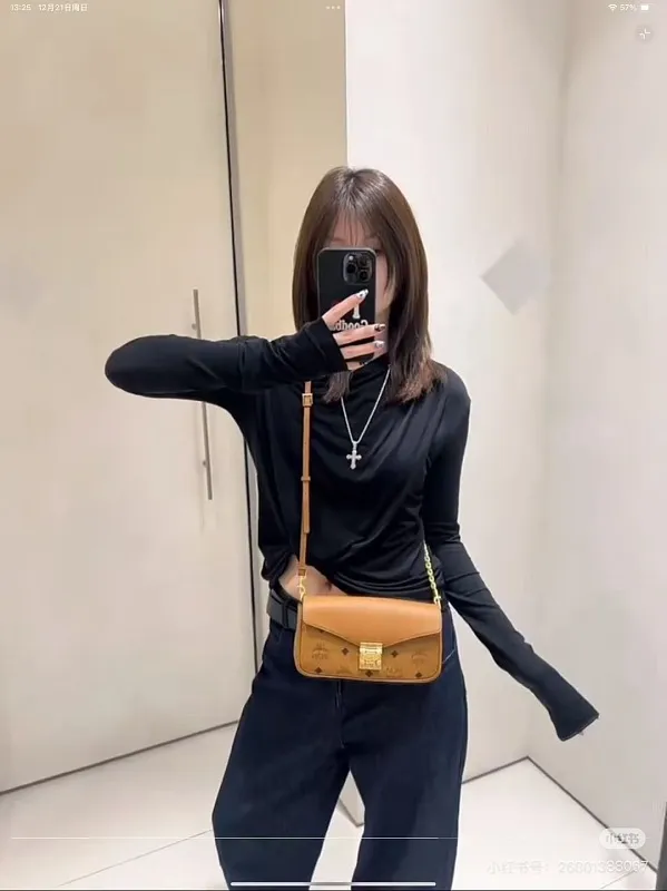 All Categories MCM Women’s Bags and Wallets MCM 215
