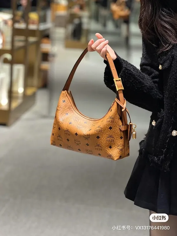 All Categories MCM Women's Bags and Wallets MCM 65037