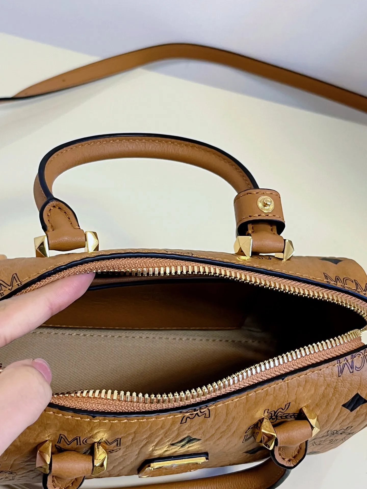 All Categories MCM Women’s Bags and Wallets MCM 65012