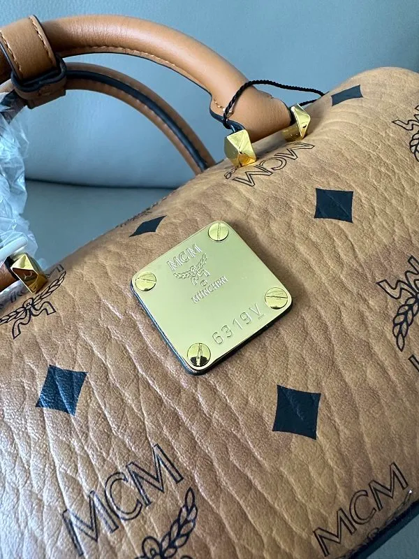 All Categories MCM Women’s Bags and Wallets MCM 65012