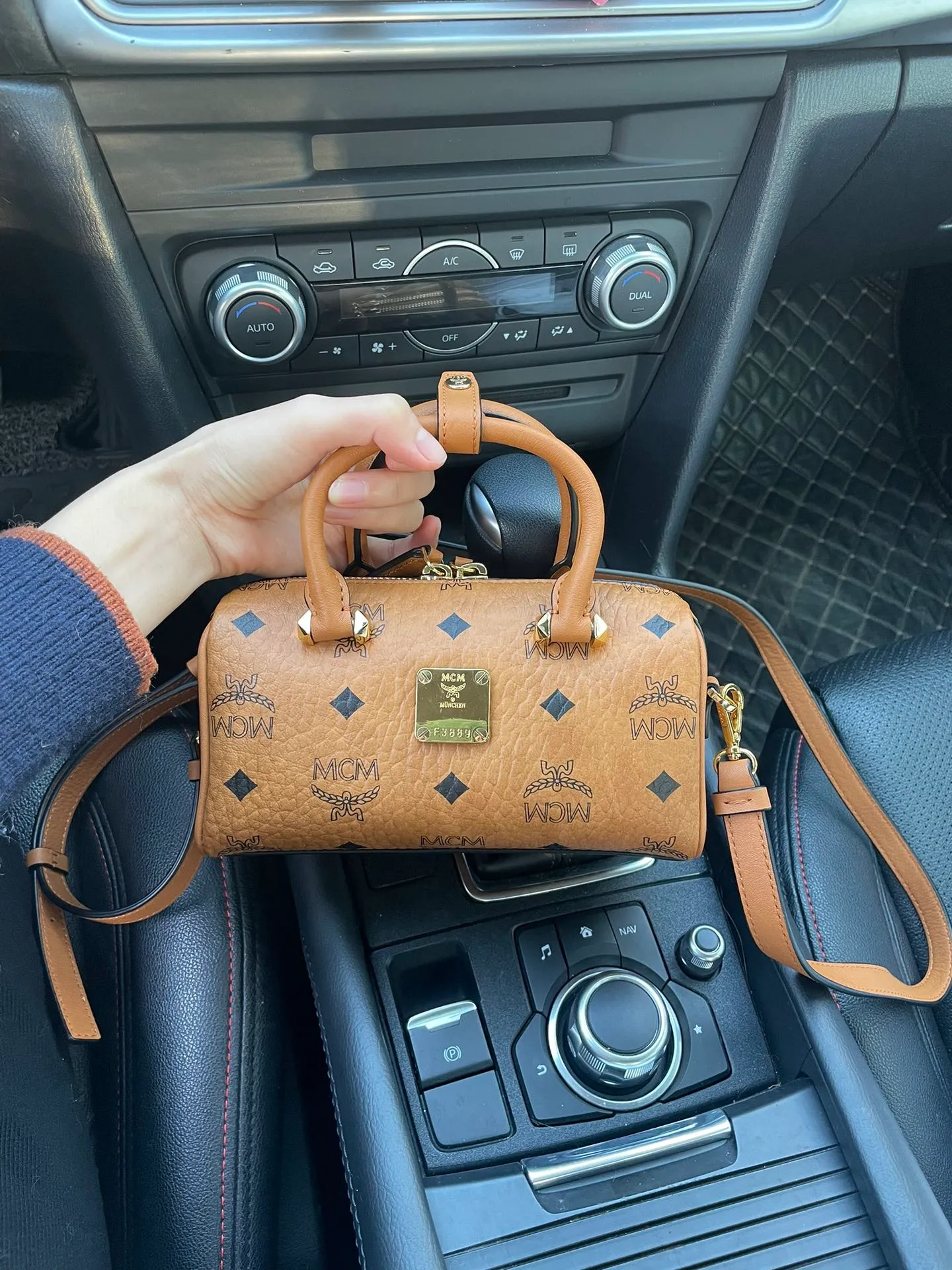 All Categories MCM Women’s Bags and Wallets MCM 65012