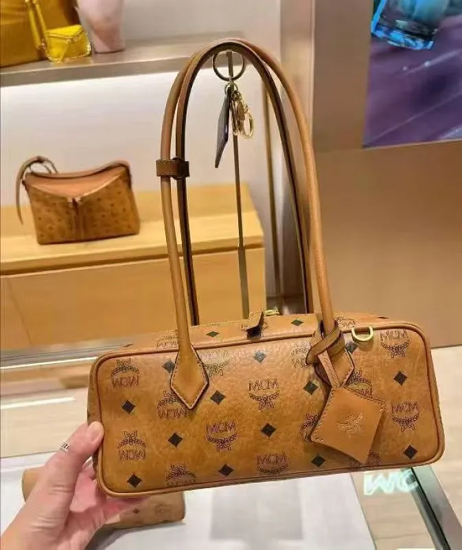 All Categories MCM Women’s Bags and Wallets MCM 2712