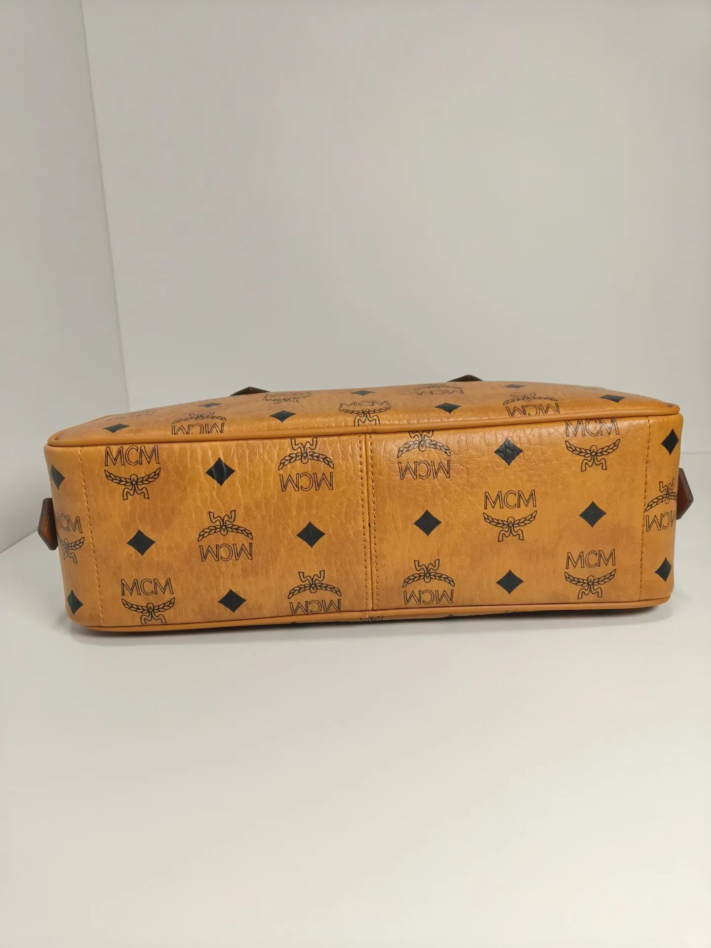 All Categories MCM Women’s Bags and Wallets MCM 2712