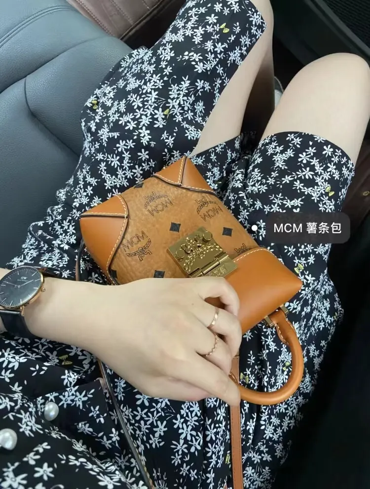 All Categories MCM Women’s Bags and Wallets MCM 65010