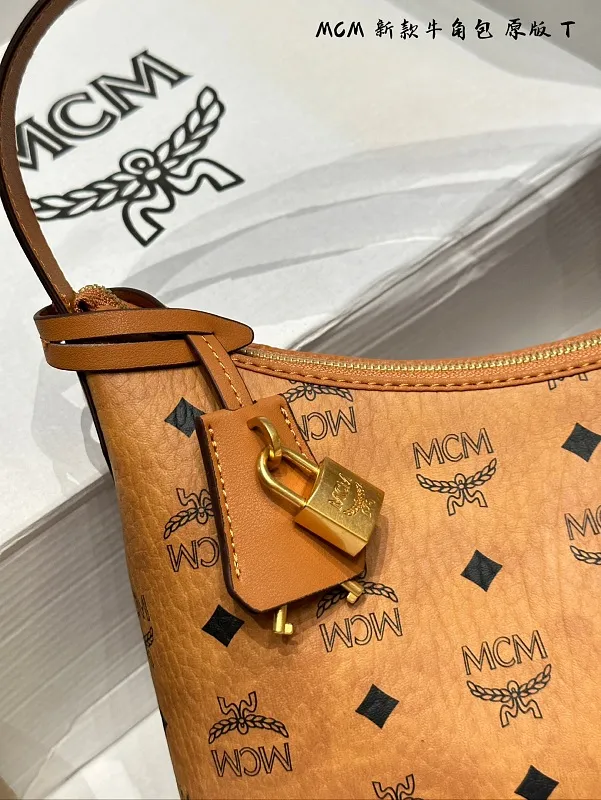 All Categories MCM Women’s Bags Wallets MCM 24
