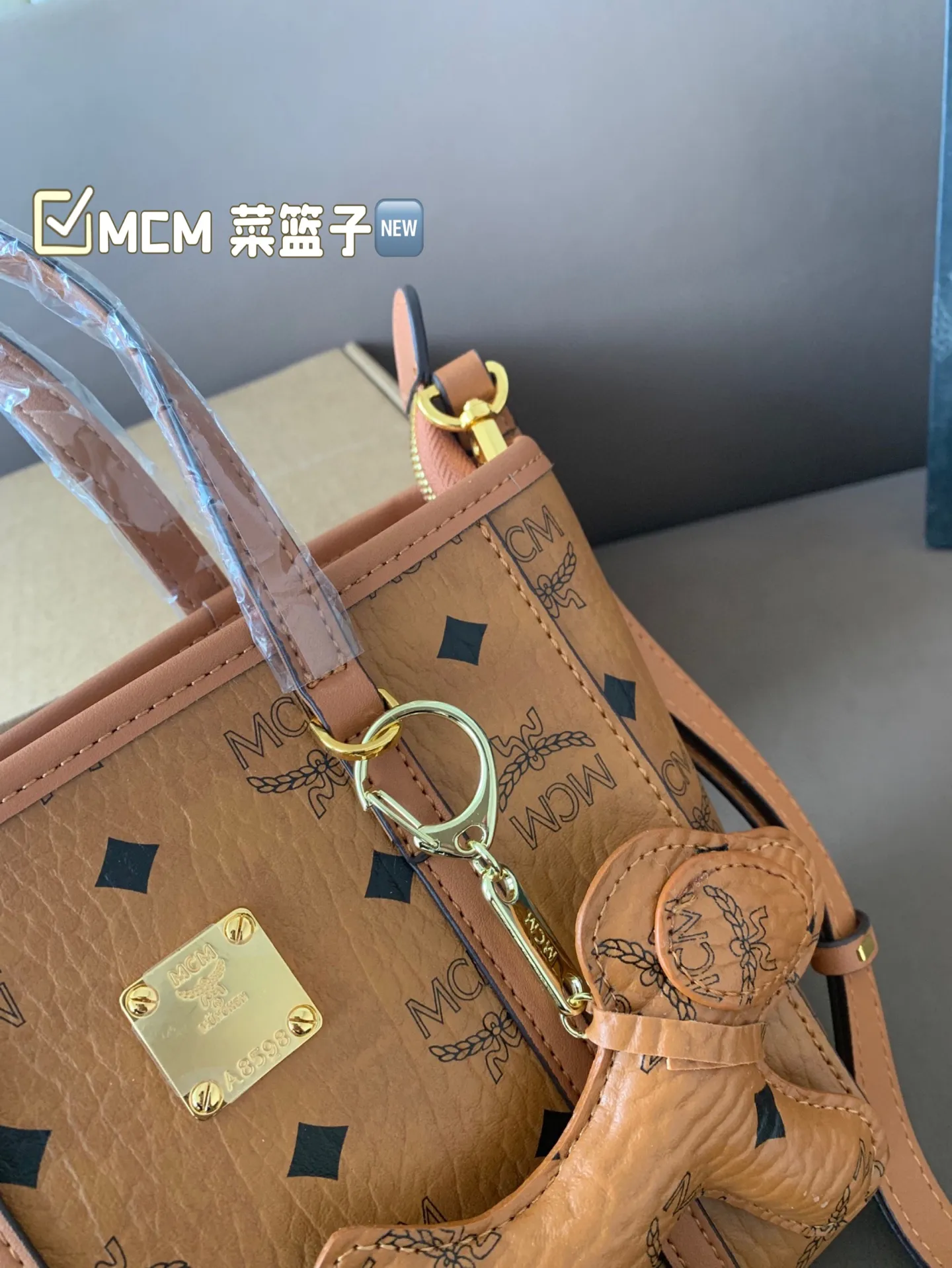 All Categories MCM Women’s Bags and Wallets MCM 88077