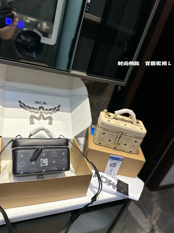 All Categories MCM Women’s Bags and Wallets MCM 88011