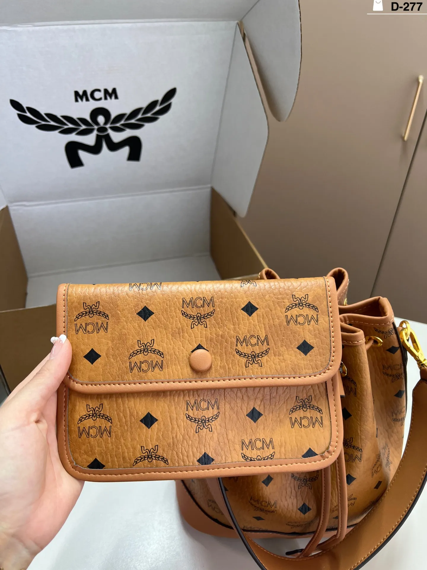 All Categories MCM Women’s Bags and Wallets MCM 88104