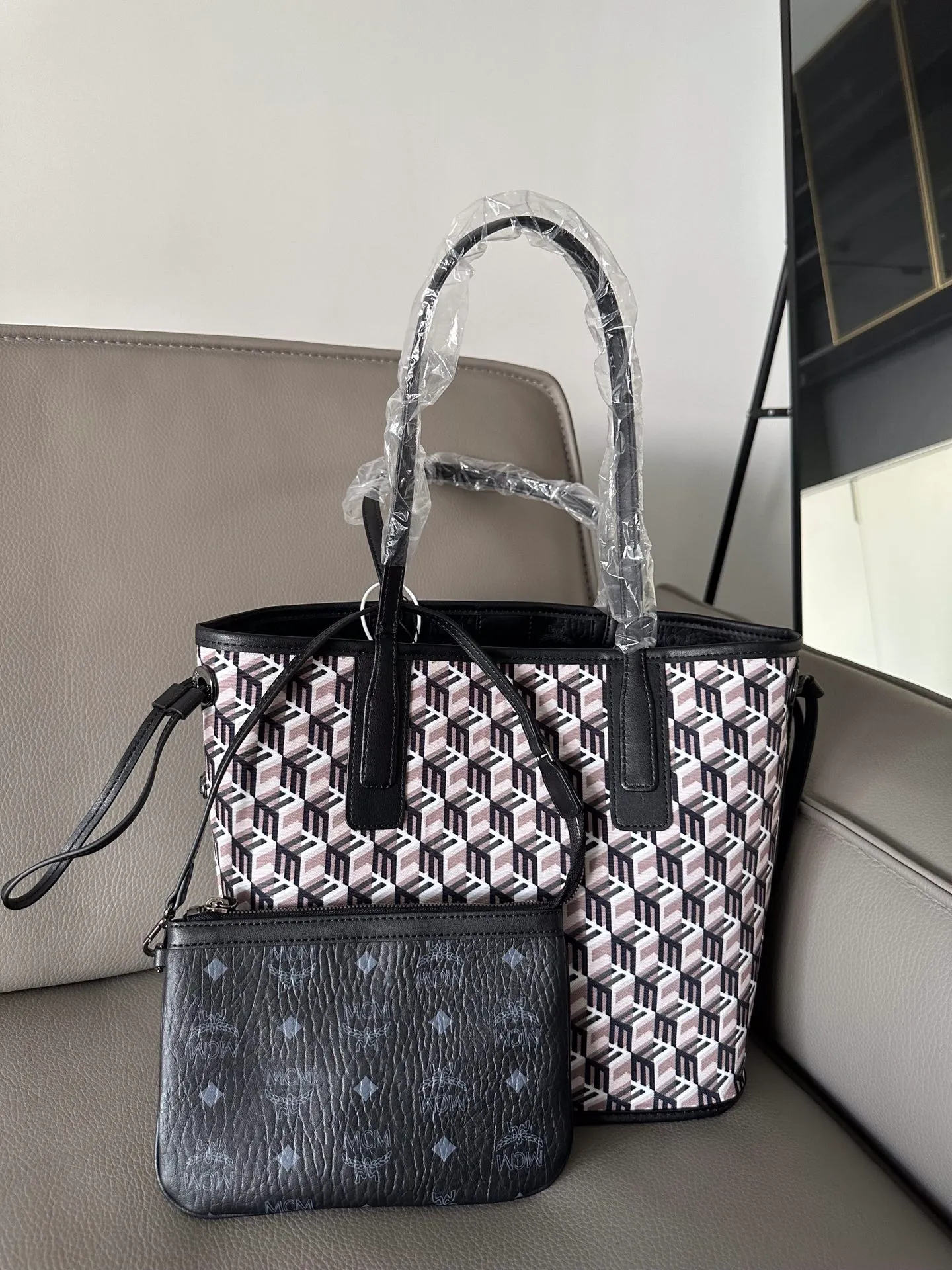 All Categories MCM Women’s Bags and Wallets MCM 65033