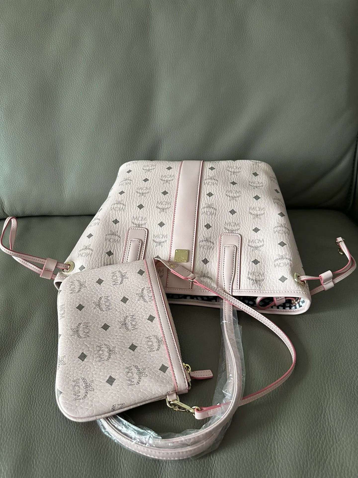 All Categories MCM Women’s Bags and Wallets MCM 65033