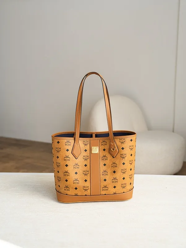 All Categories MCM Women’s Bags Wallets MCM 26