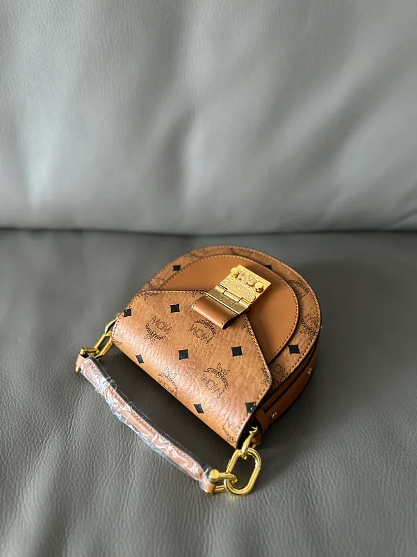 All Categories MCM Women’s Bags and Wallets MCM 65017