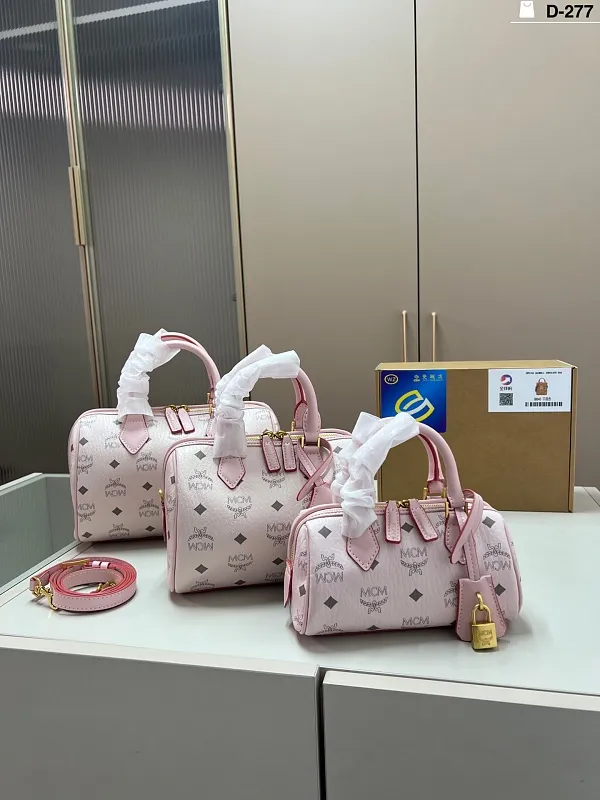All Categories MCM Women’s Bags and Wallets MCM 88110