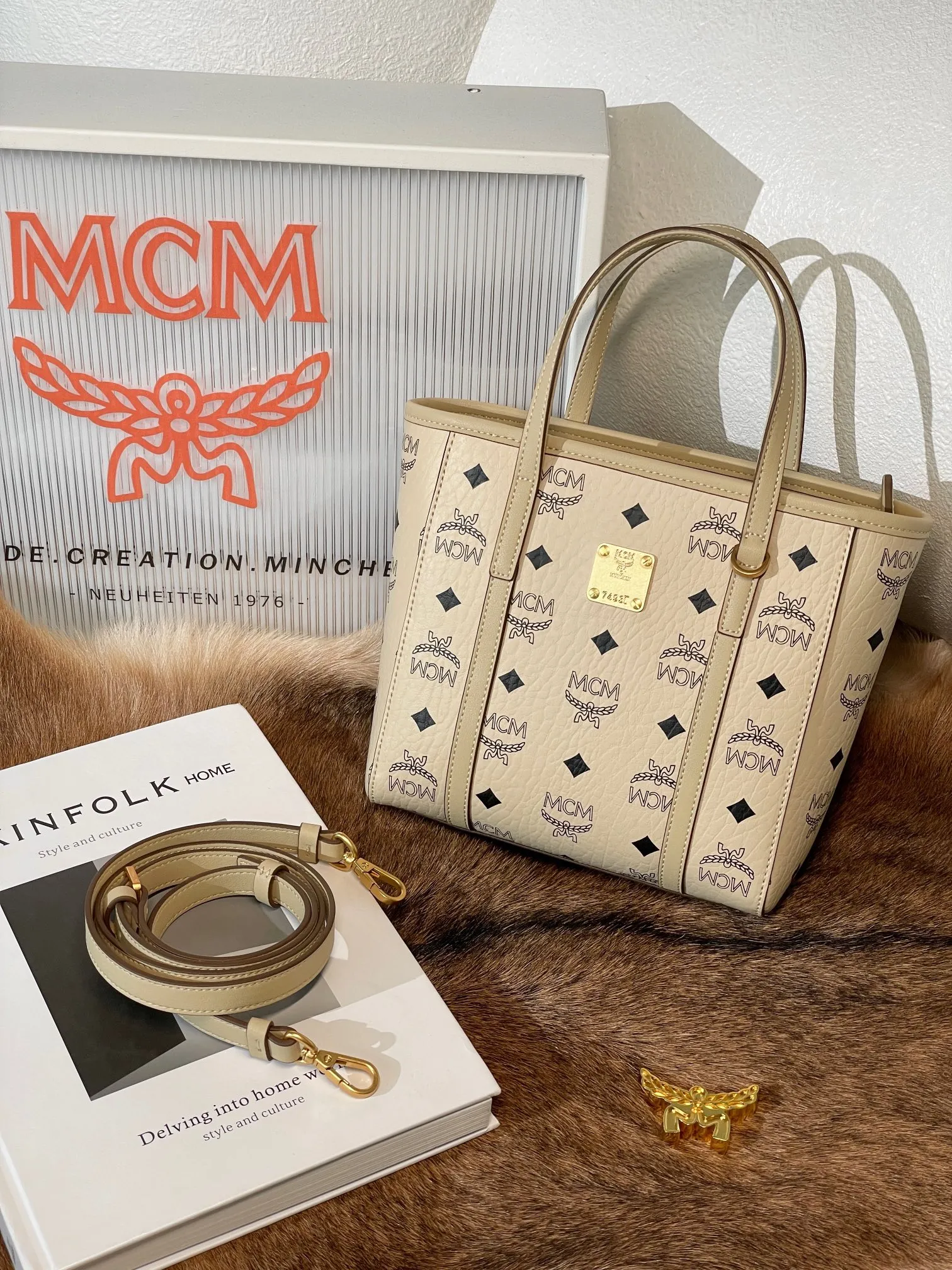 All Categories MCM Women’s Bags and Wallets MCM 260