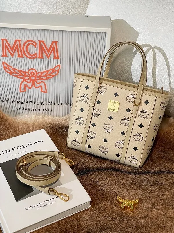 All Categories MCM Women’s Bags and Wallets MCM 260